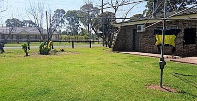 BERKSHIRE PARK NSW 20437292